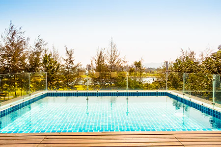 Cost of Glass Pool Fence Repair in Gainesville, FL